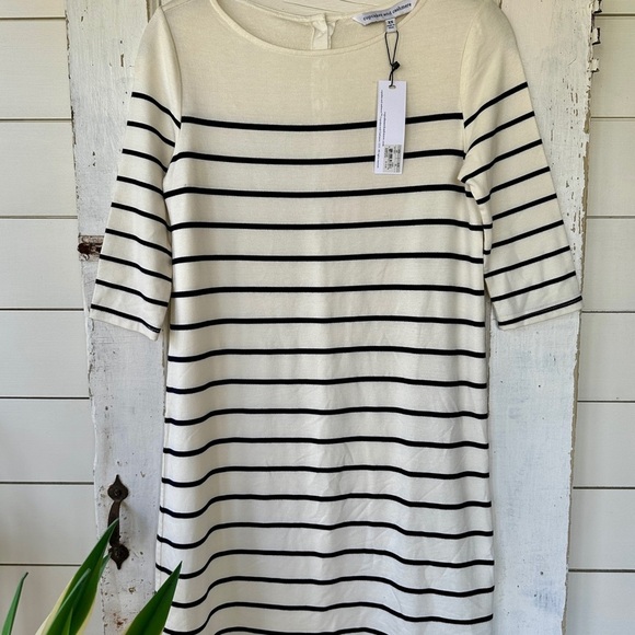 CUPCAKES AND CASHMERE, NWT, BALI, MINI DRESS IN IVORY WITH BLACK STRIPES.SIZE XS - Picture 9 of 9